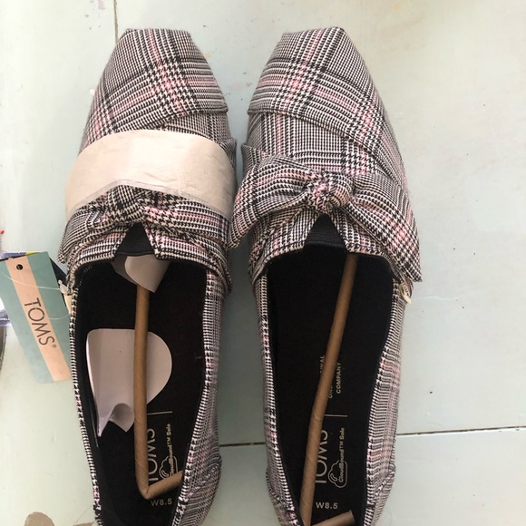 Toms Shoes - Toms Ortholite size 8.5 womens